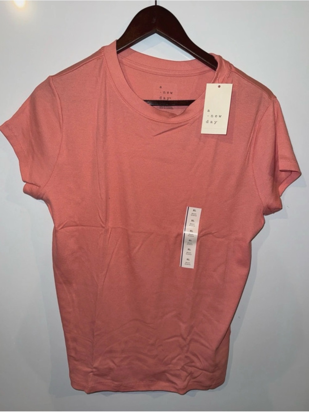 a new day Women's Crewneck ribbed tee light pink